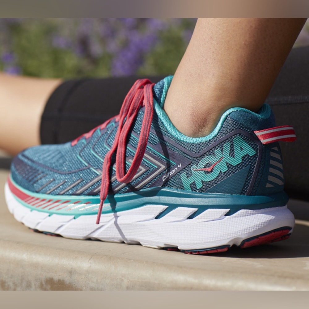 Hoka One One Clifton 4 Running shoe womans-8.5 - Picture 2 of 11